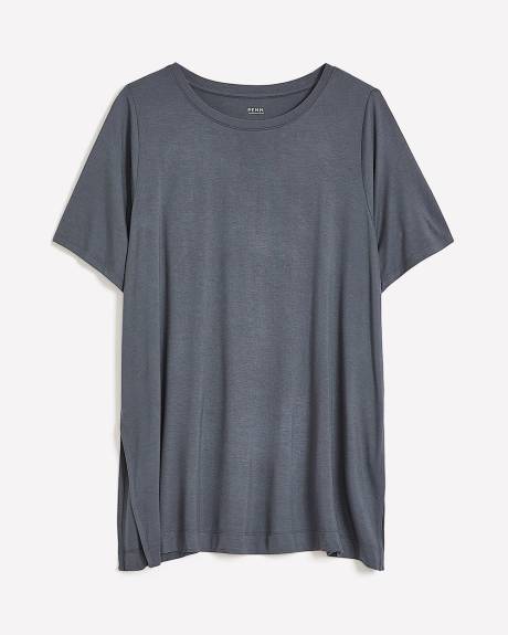 Modern-Fit Short-Sleeve Tunic - PENN. Essentials