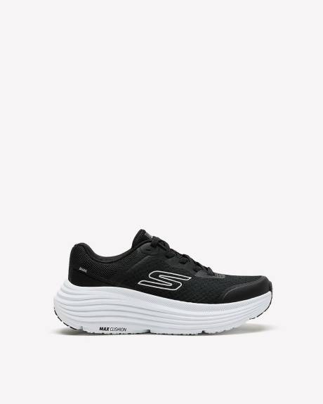 Chaussure de course en maille coussin&eacute;e, pied large - Skechers
