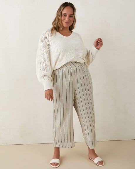 Pantalon rayé en mélange de lin à jambe courte évasée