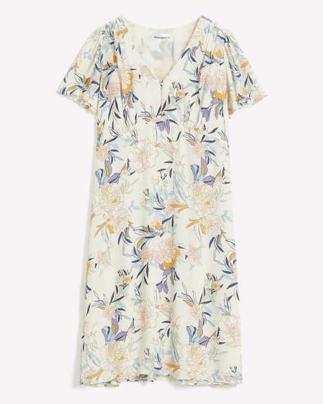Woven Printed Dress with Short Sleeves and Front Buttons - Addition Elle