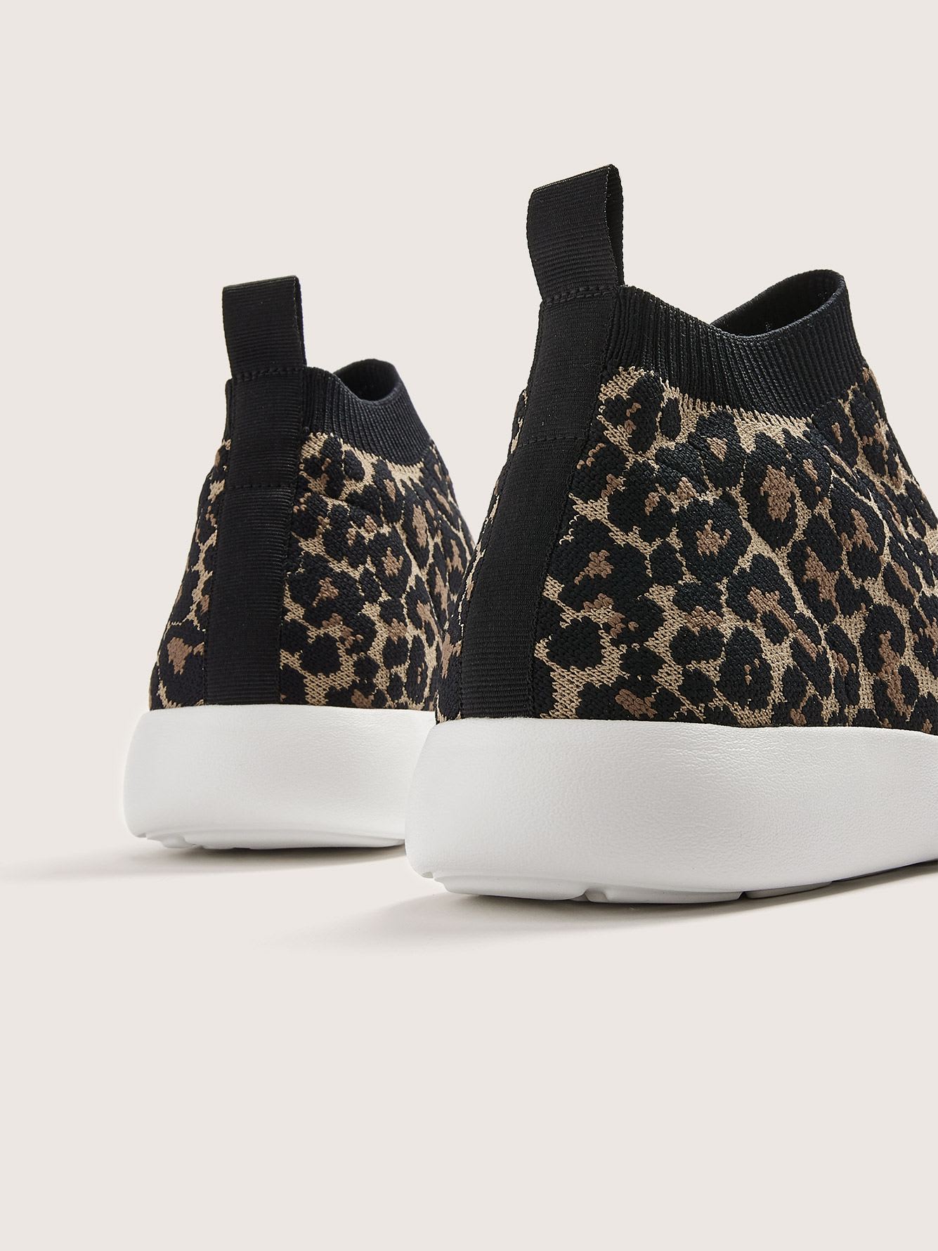 wide slip on sneakers womens