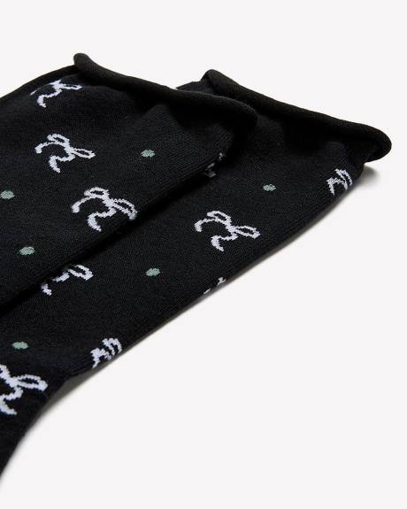 Black Rolled-Edge Crew Socks with Bow Print