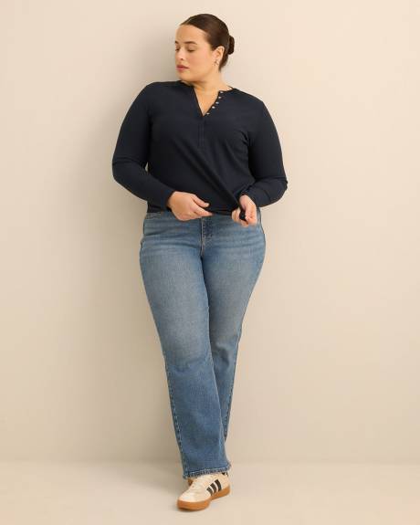 Haut c&ocirc;tel&eacute; &agrave; manches longues et col Henley