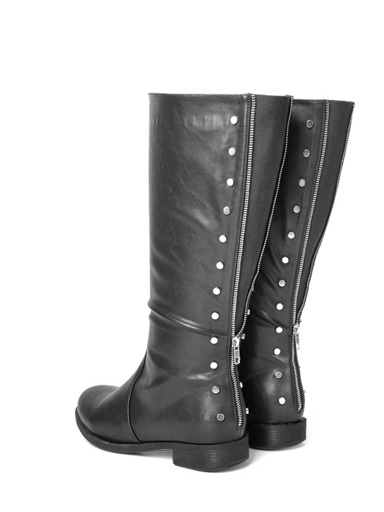 boots 9.5 wide