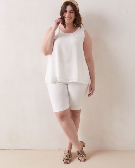 Petite, Responsible Sleeveless Blouse With Underpinning - In Every Story
