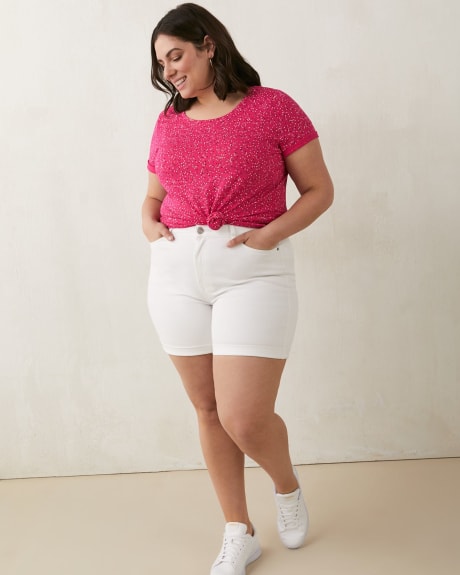 Printed Crew-Neck Curvy Tee - In Every Story
