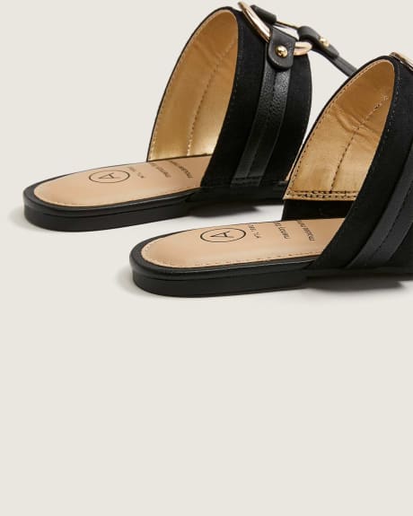 Wide-Fit Thong Sandals With Hardware Detail - Addition Elle