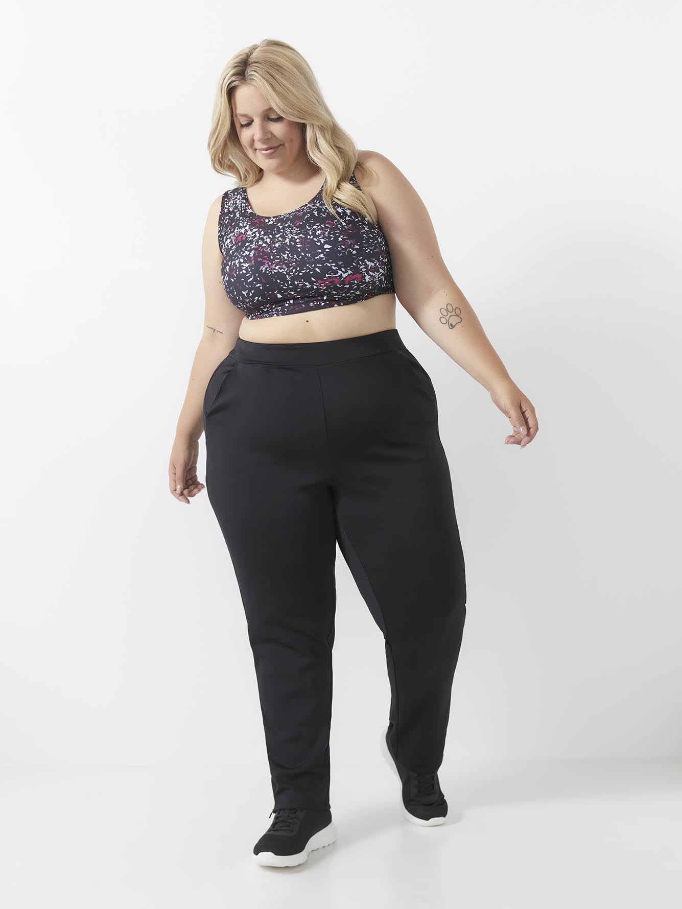 Plus size online ankle pants