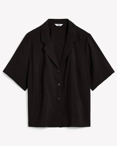 Short-Sleeve Notch Collar Buttoned-Down Shirt