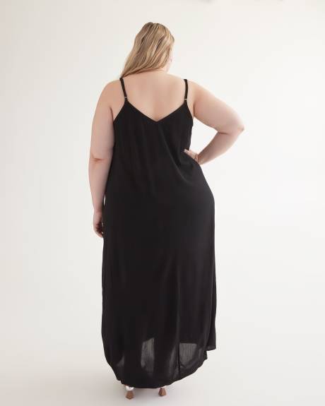Embroidered Sleeveless Maxi Dress