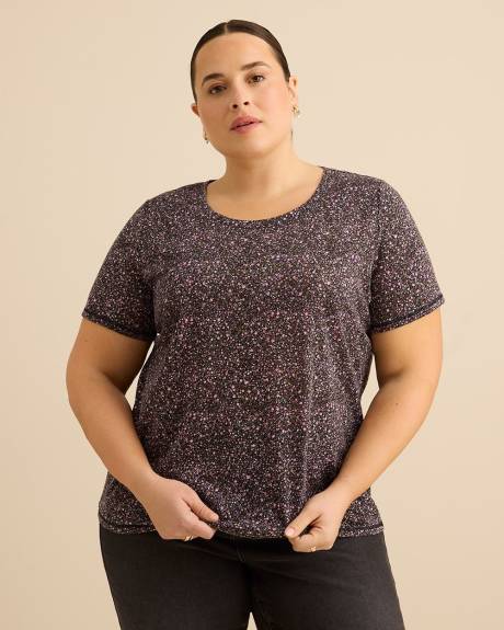 T-shirt imprim&eacute; &agrave; col rond, coupe curvy - Essentiels PENN.