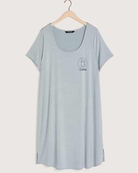Robe de nuit à manches courtes avec impression - tiVOGLIO