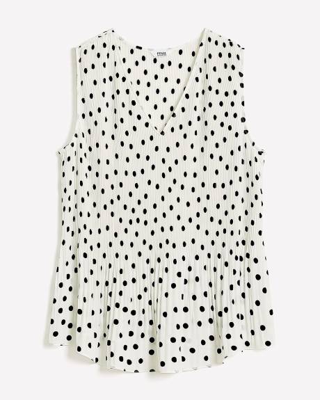 Responsible, Sleeveless A-Line Pleated Blouse