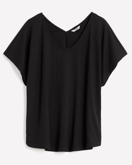 Curvy-Fit Extended-Sleeve T-Shirt - PENN. Essentials