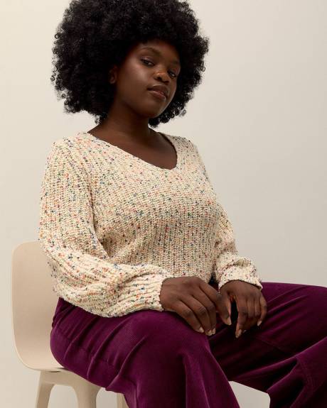 Pull à mailles mouchetées avec encolure en V, tissu responsable