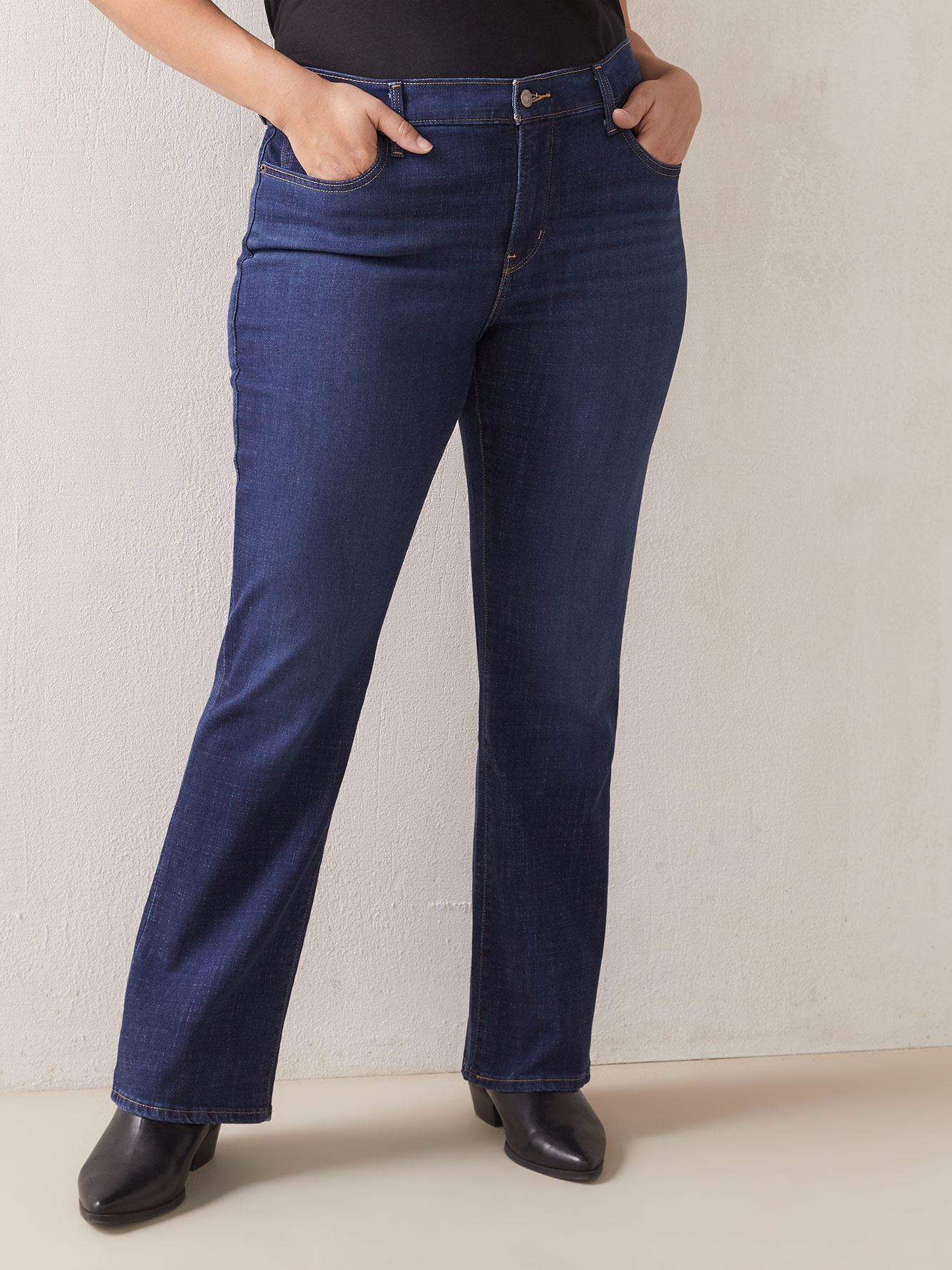 315 Shaping Bootcut Mid-Rise Jean - Levi's | Penningtons