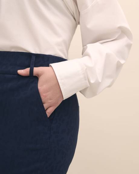 Responsible, Petite, Textured Navy Skinny-Leg Savvy Pant - PENN. Essentials