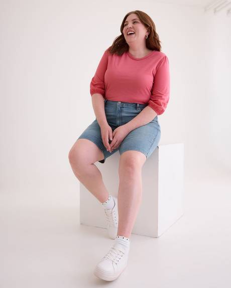 Crew-Neck Knit Top with Puffy-Sleeves