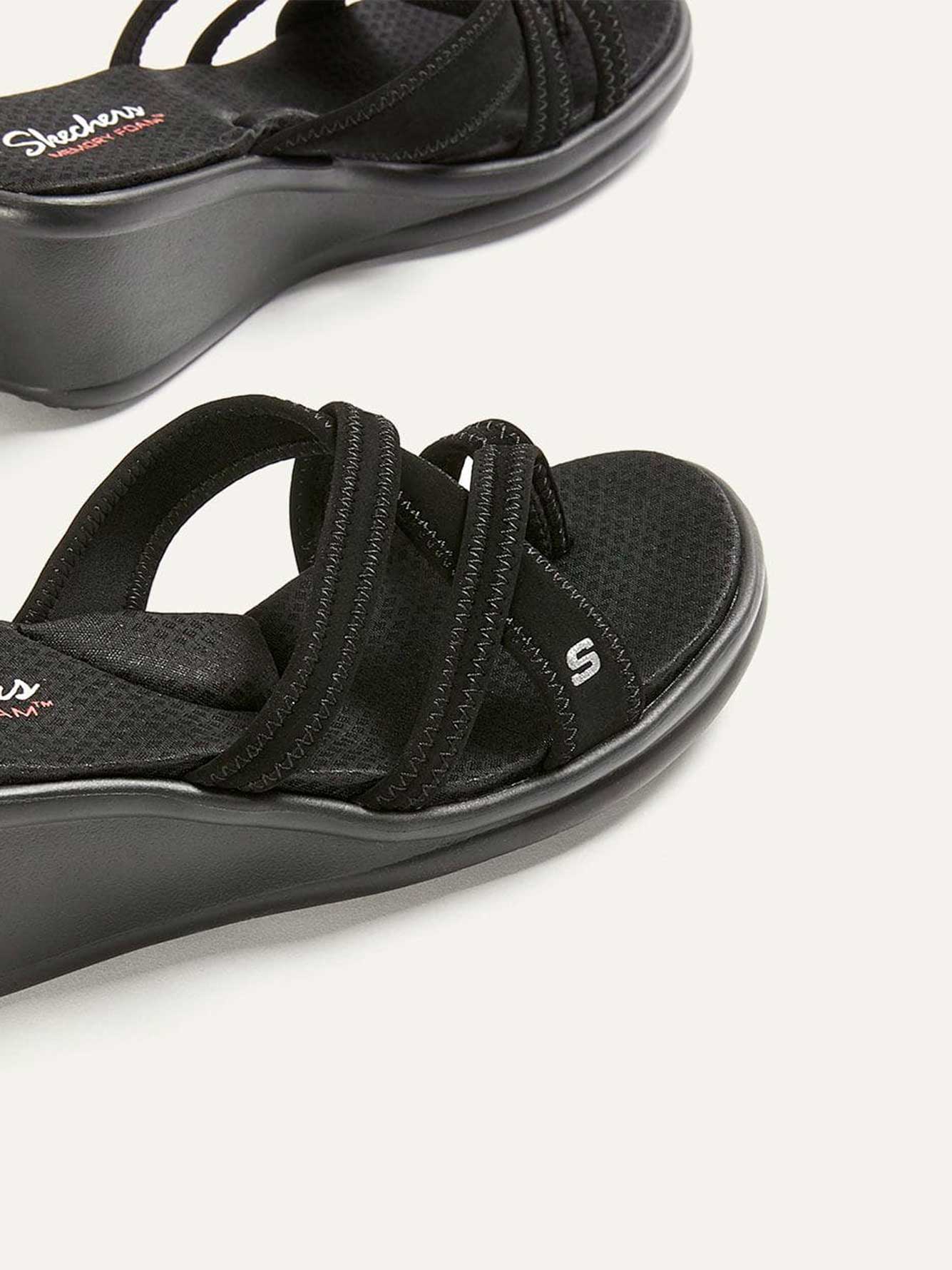 sketchers wide sandals