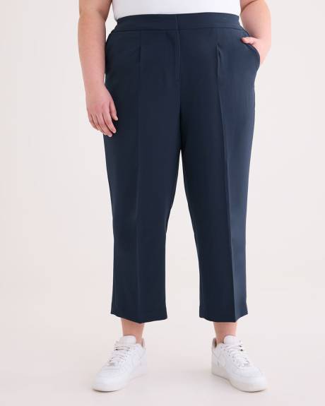 Pantalon urbain écourté à jambe droite