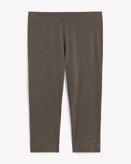 Capri Legging with Eyelet Embroidery at Hem - PENN. Essentials