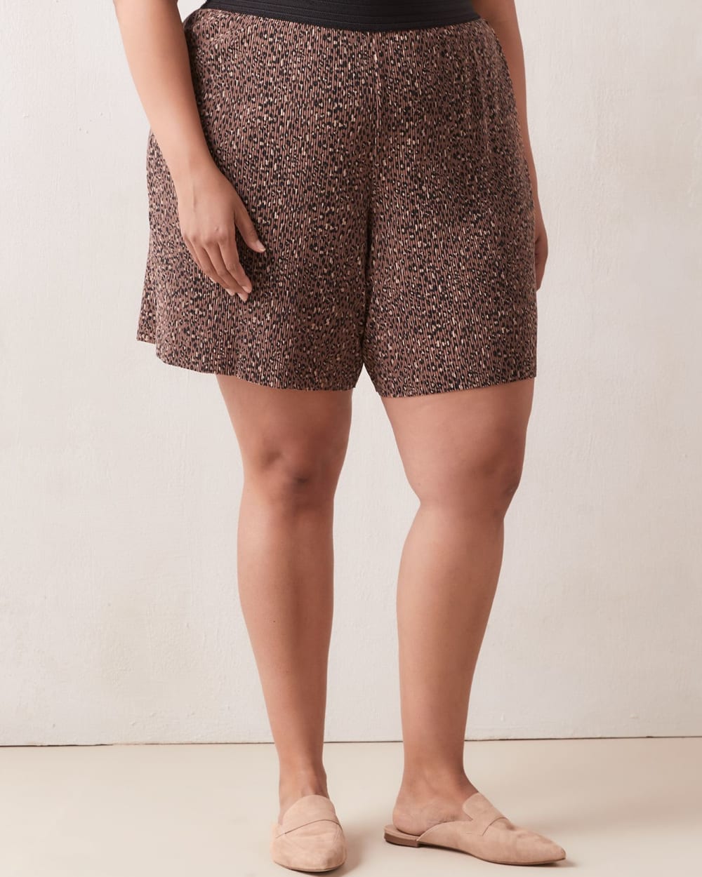 Printed PullOn Shorts With Mini Pleats Addition Elle Penningtons