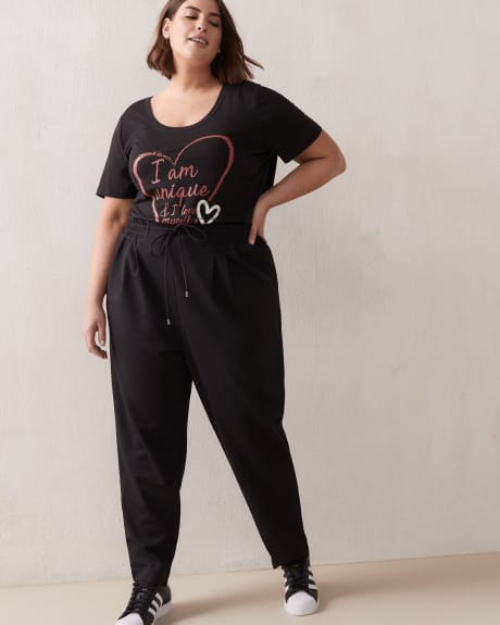 Boyfriend Fit Scoop Neck T-Shirt - In Every Story