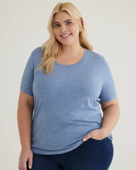 Boyfriend Fit Scoop-Neck T-Shirt - PENN. Essentials