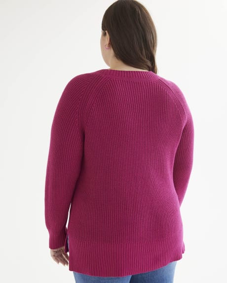 Pull uni en tricot torsadé avec encolure ronde