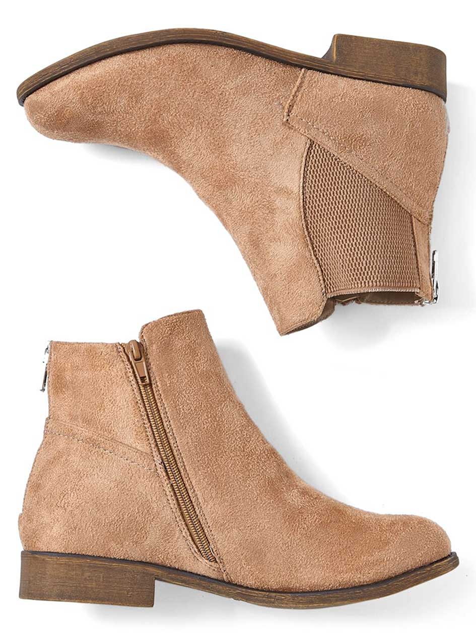 8.5 wide booties