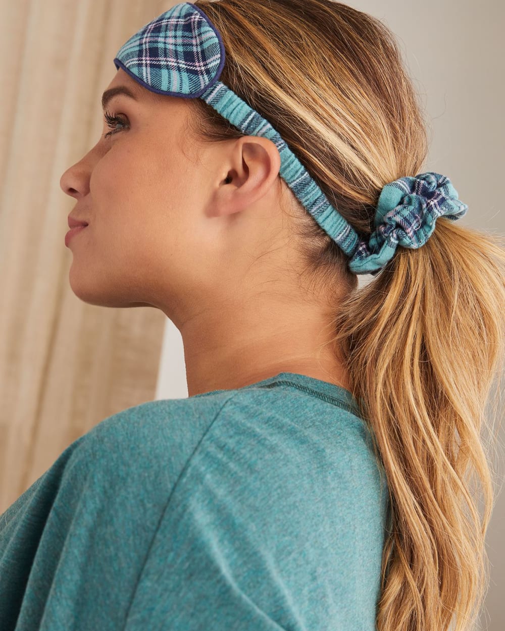 2Piece Plaid Sleep Mask And Scrunchie Set tiVOGLIO Penningtons