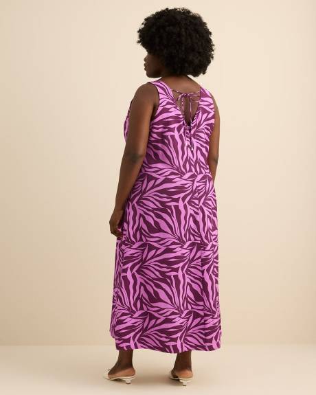 Robe longue &eacute;vas&eacute;e sans manches violette &agrave; motif de feuillage