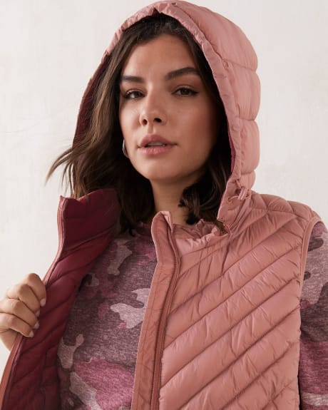 Responsible Short Packable Vest - In Every Story