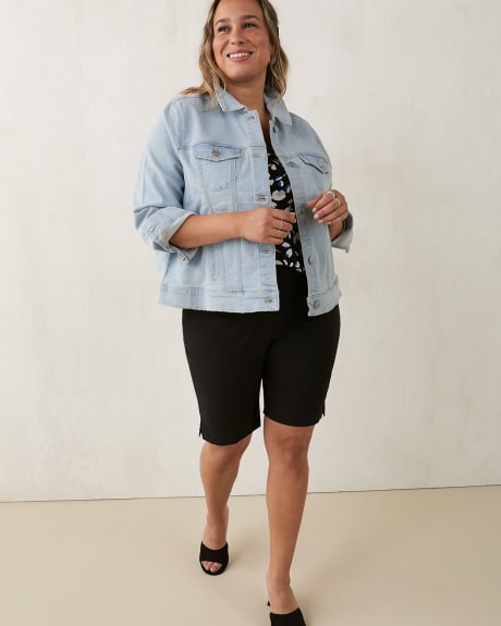 Responsible, Savvy Fit Bermuda Shorts - In Every Story