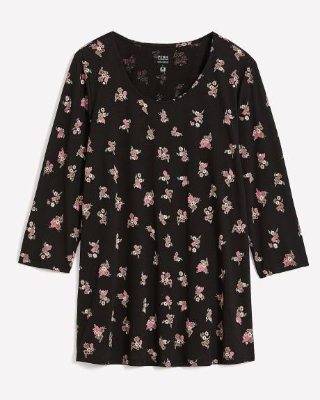 Girlfriend-Fit Crewneck T-Shirt with 3/4 Sleeves - PENN. Essentials