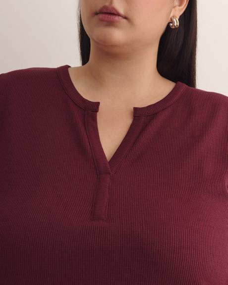 Haut en tricot gaufré à manches longues et col fendu