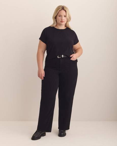 Modern-Fit Extended-Sleeve Ribbed Tee - PENN. Essentials