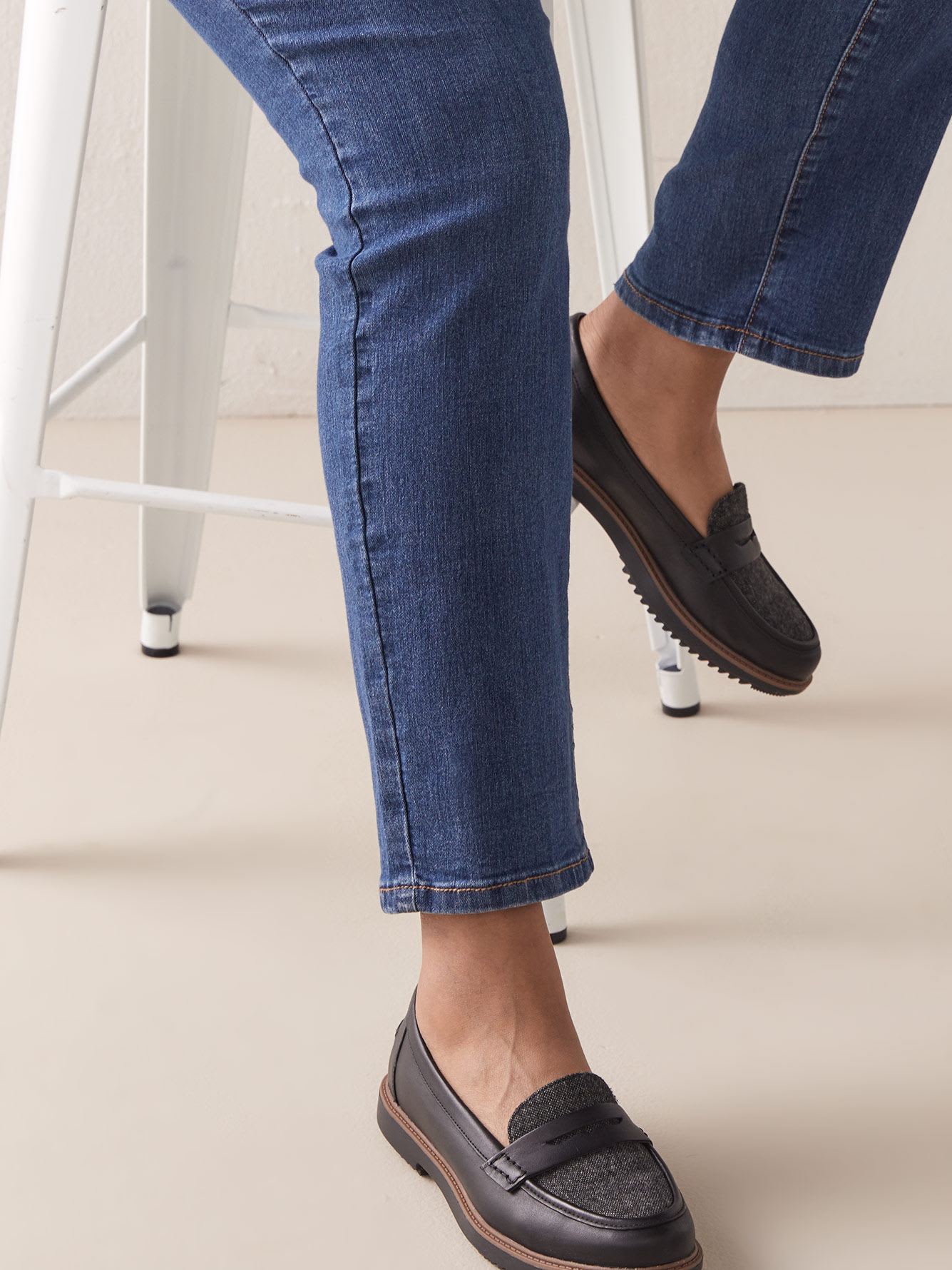 clarks womens penny loafers