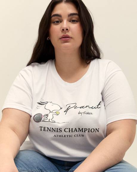 White Short-Sleeve Crewneck Tee with Snoopy Print