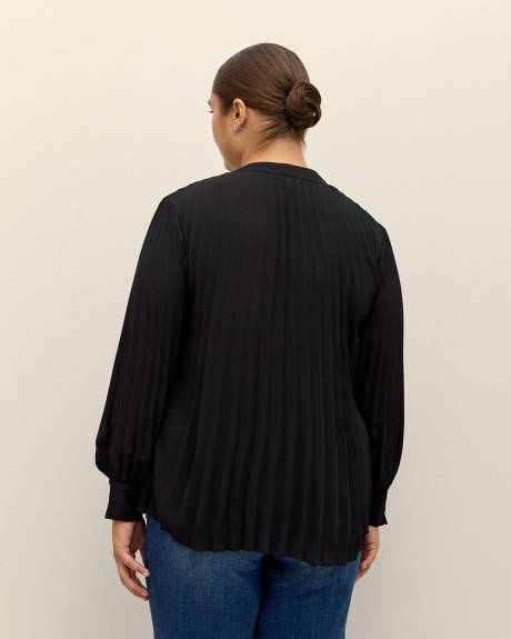 Responsible, Silky Pleated Buttoned Down Blouse