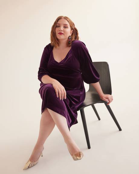 Robe en velours à col en V croisé plissé