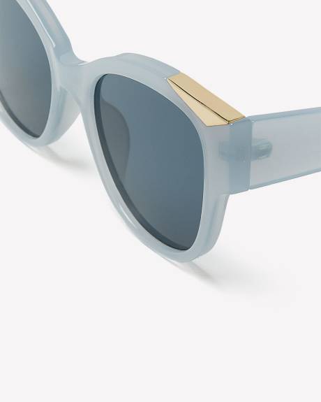 Round Light Blue Smoked Sunglasses