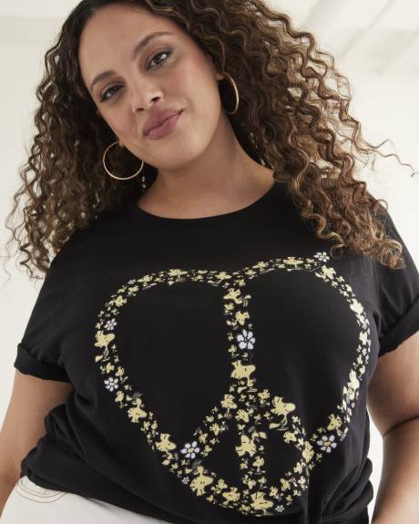Crewneck Tee with Peace Heart Print