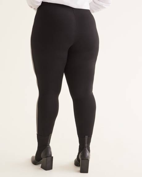 Fashion Faux Leather and Ponte de Roma Legging - PENN. Essentials