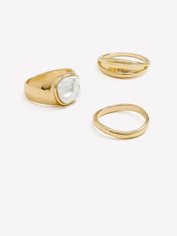 Assorted Golden Rings with Pearl, Set of 3