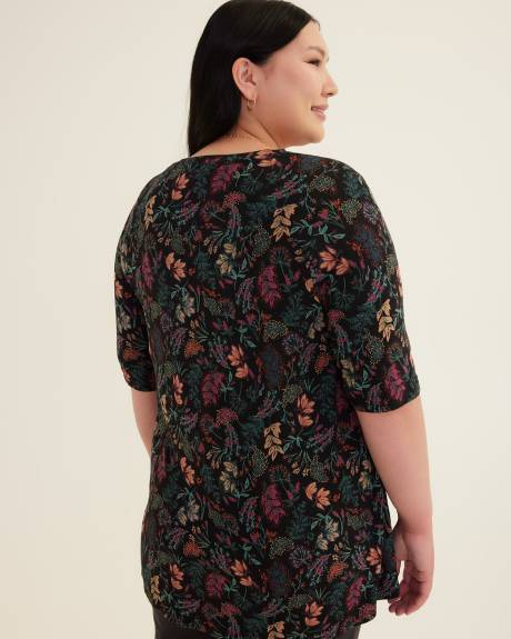 Elbow-Sleeve Sweetheart Swing Top