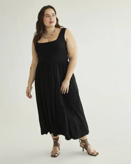 Responsible, Black Sleeveless Maxi Dress with Square Neckline