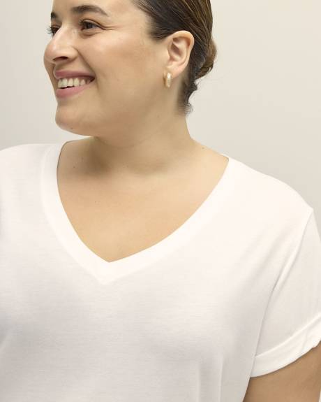 Boyfriend-Fit Short-Sleeve Tee - PENN. Essentials