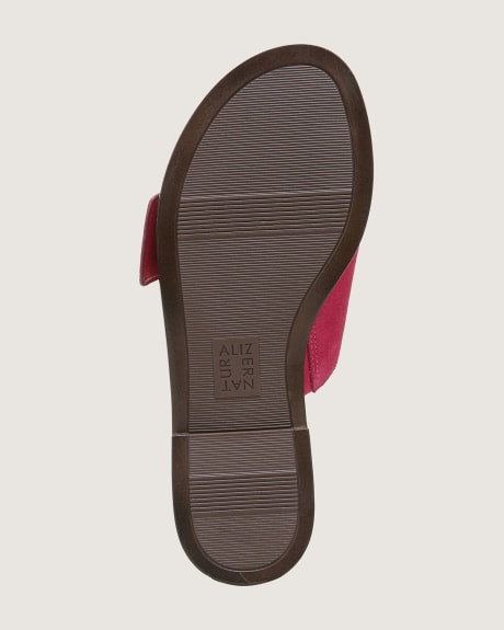 Sandale à enfiler à boucle décorative, largeur régulière - Naturalizer