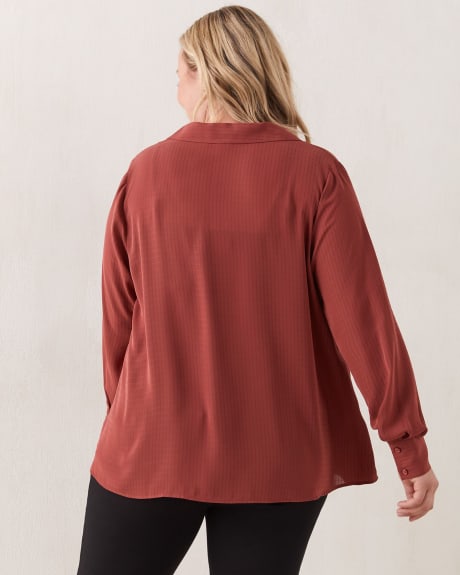 Long-Sleeve Blouse With Polo Collar - In Every Story